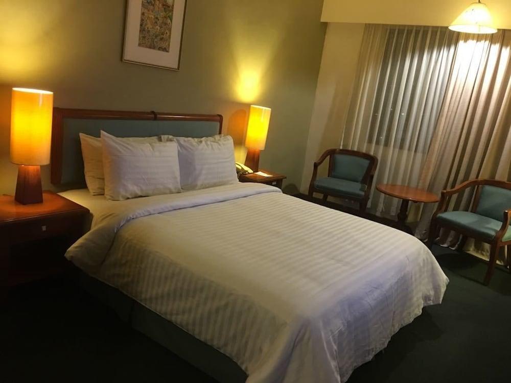 Paragon Wahid Hasyim Jakarta Exterior photo